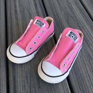 EUC Girls 7C pink Converse